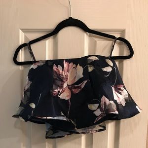 Strapless structured crop top w overlay